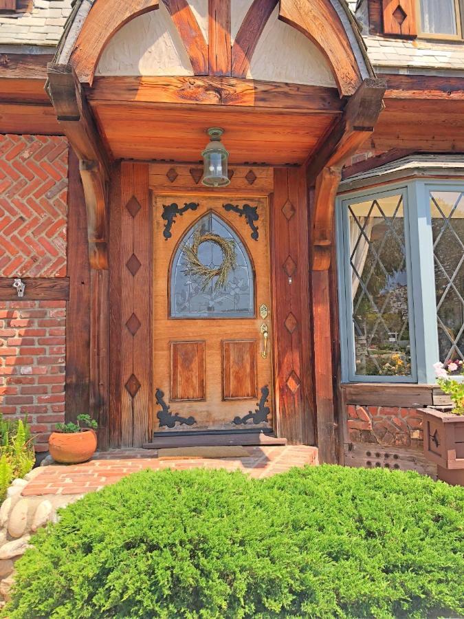 European Elegance By The Sea * Los Angeles